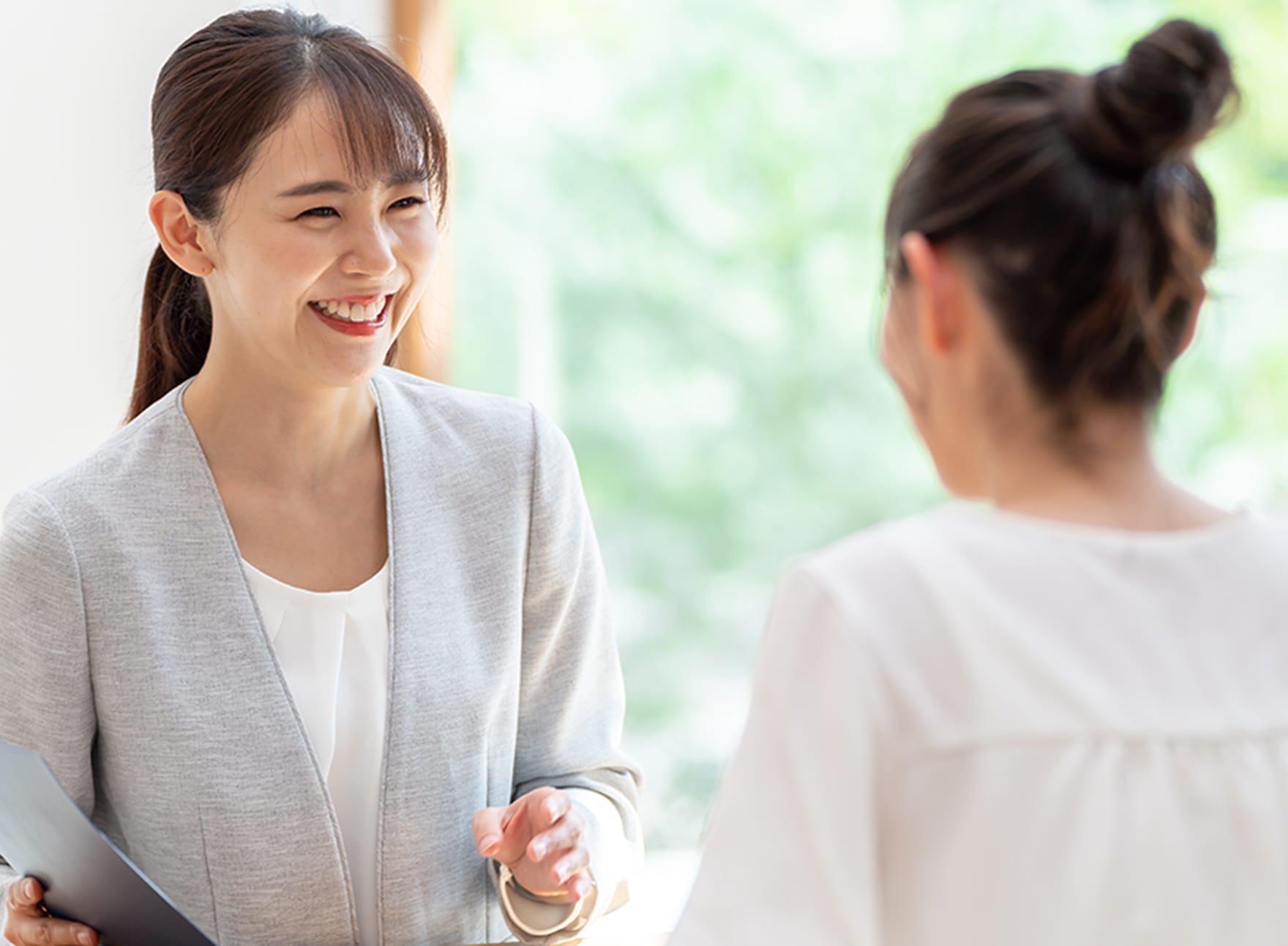 お電話・メール・LINEから ご連絡ください。